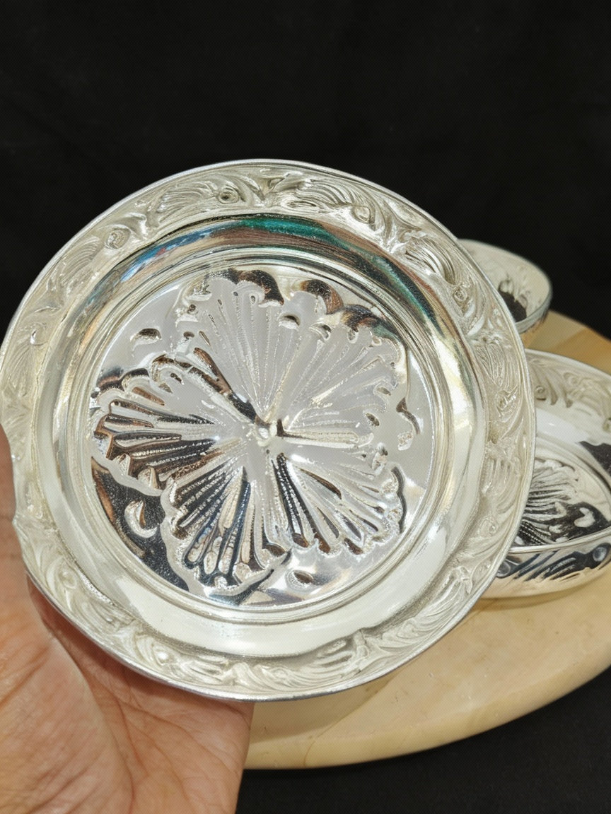 German Silver Set of 2 Diyas with 2 Plates – Antique Finish