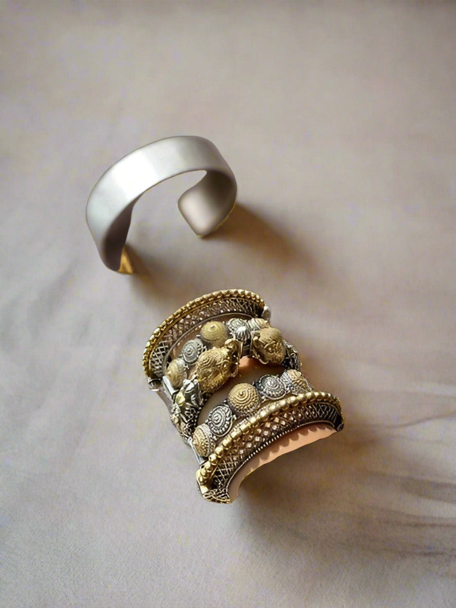 set of 5 dual tone oxidized Silver replica openable bangles combo set