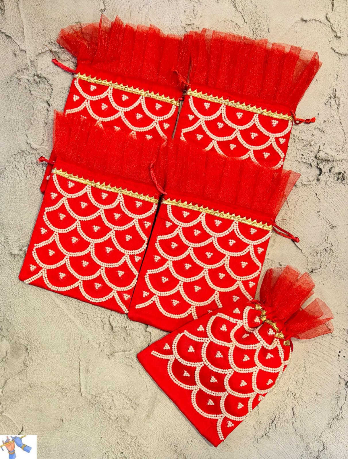 Handmade pearl give away potli with pearl design set of 10 pieces for diwali/return gifts/housewarming, color : red