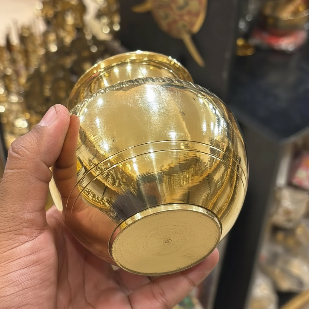 Brass Kalash – Traditional Sacred Pot for Pooja & Auspicious Rituals