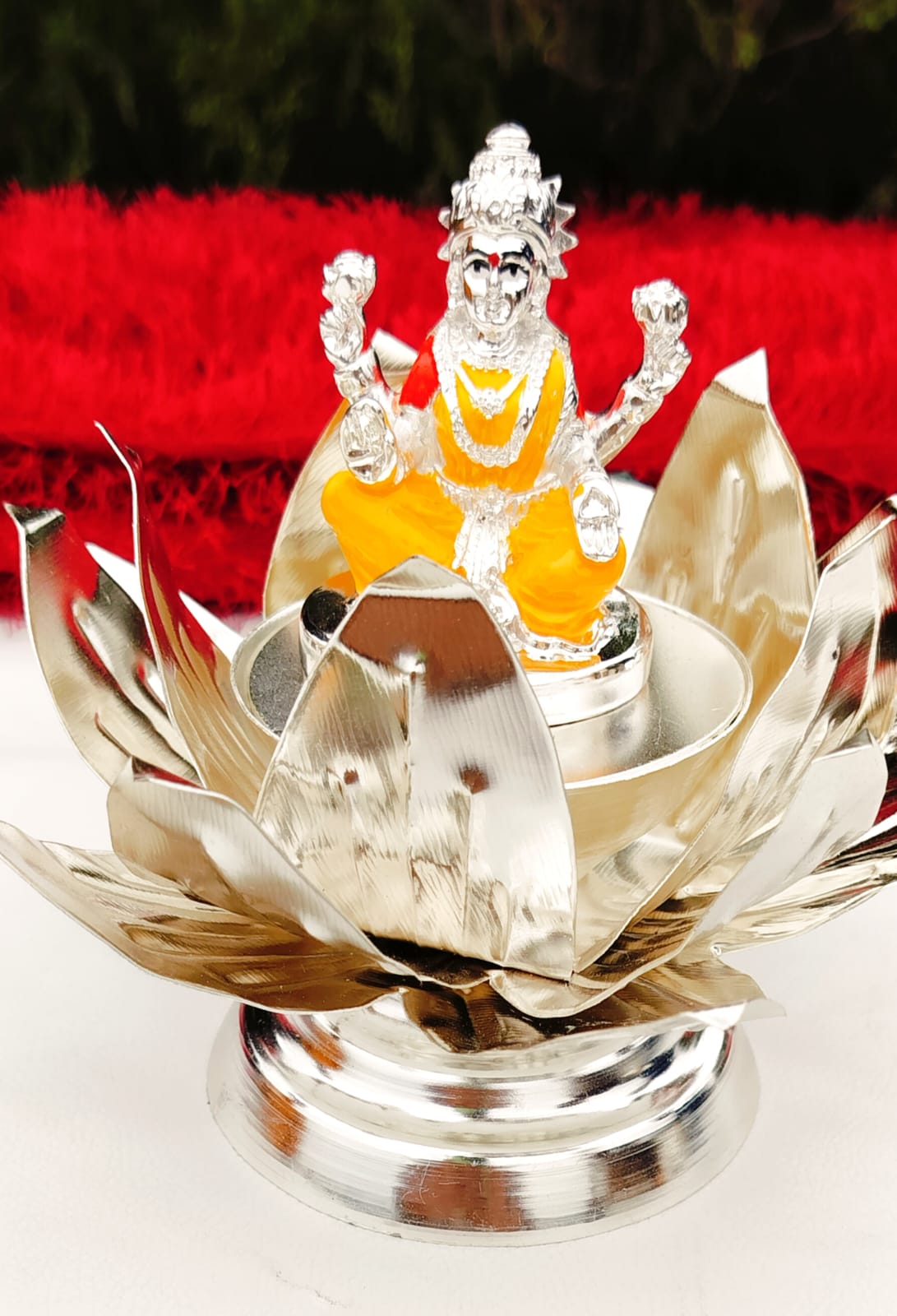 German Silver Lotus sing Hasan for Goddess Lakshmi Statue