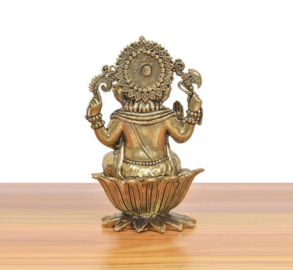 Brass Ganesh on Lotus Flower – Auspicious Hindu Idol for Pooja & Home Décor, 4"