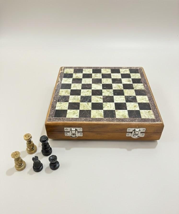 Marble-Wood Chess Set for play, 9"