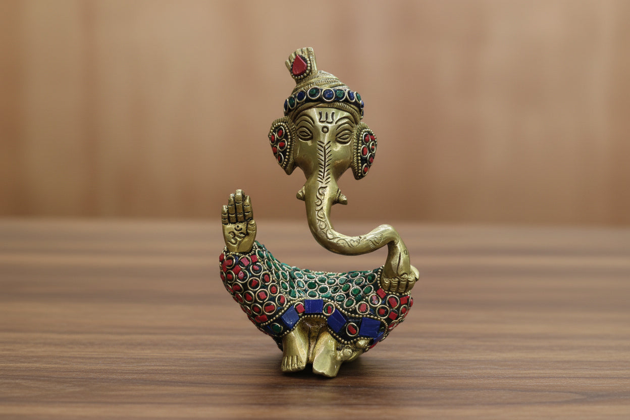 Brass Pagri Ganesh Idol with Stone Work – Artistic Home Décor & Gift Item
