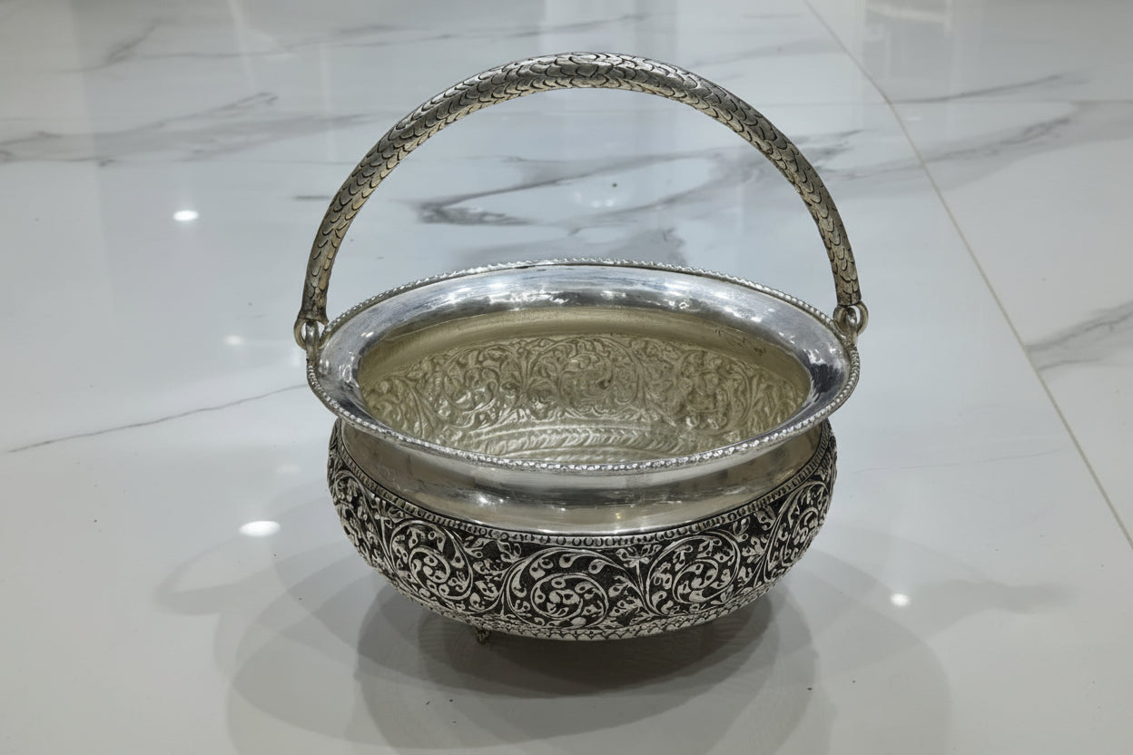 German Silver Antique Finish Urli with Handle – Elegant Décor & Spiritual Charm