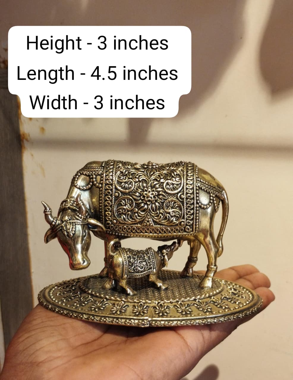 Handcrafted Brass Cow and Calf Statue – Sacred Symbol of Nurturing & Prosperity