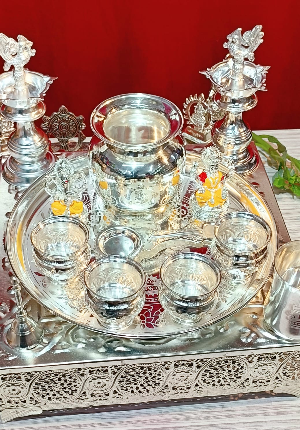 German Silver Pooja thali Set with Lakshmi Ganesh Idols for House Warming Pooja