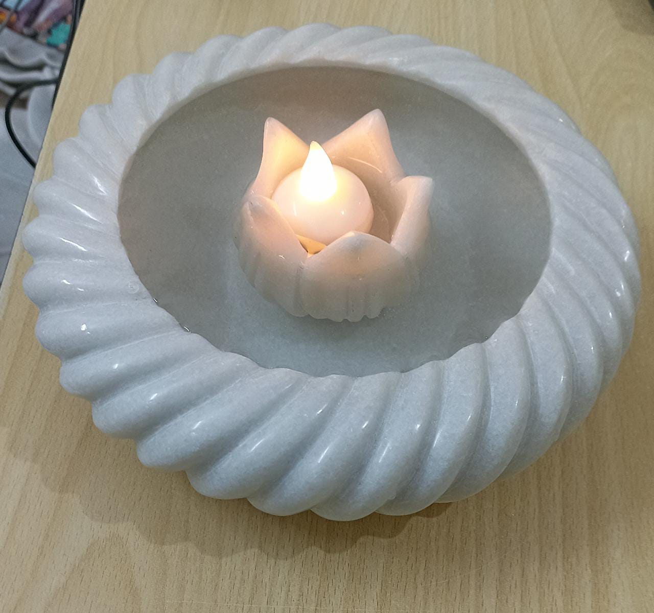 marble leheriya design urli fruit platter/snacks platter/home decor