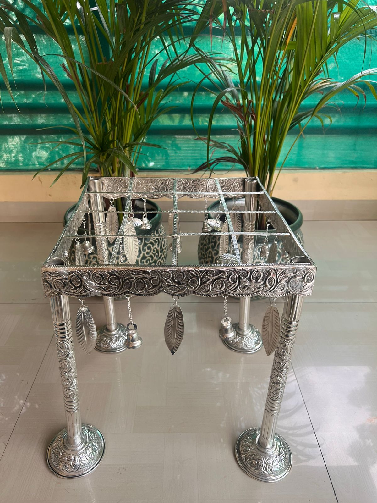 german silver Palavelli with stand for temple/ idols/ home décor/ pooja/ housewarming