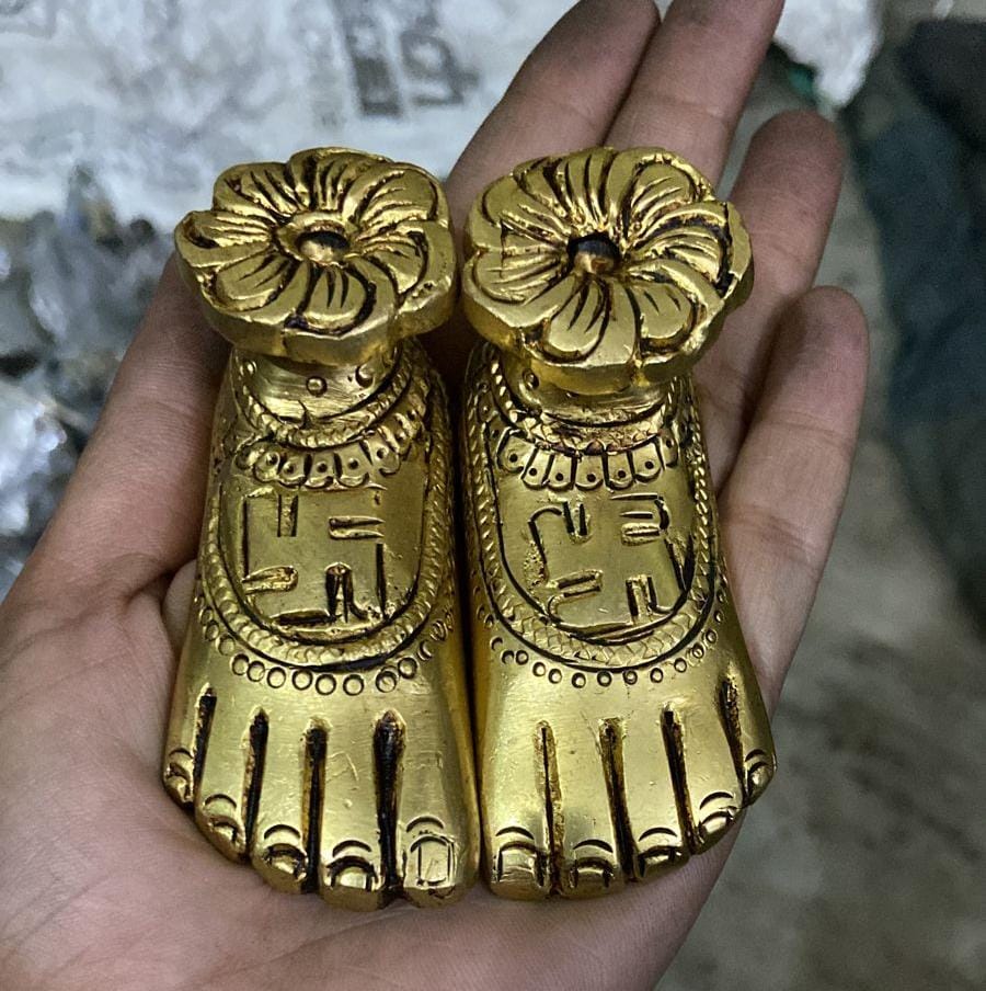 brass lakshmi charan 3.5" for home temple/ diwali