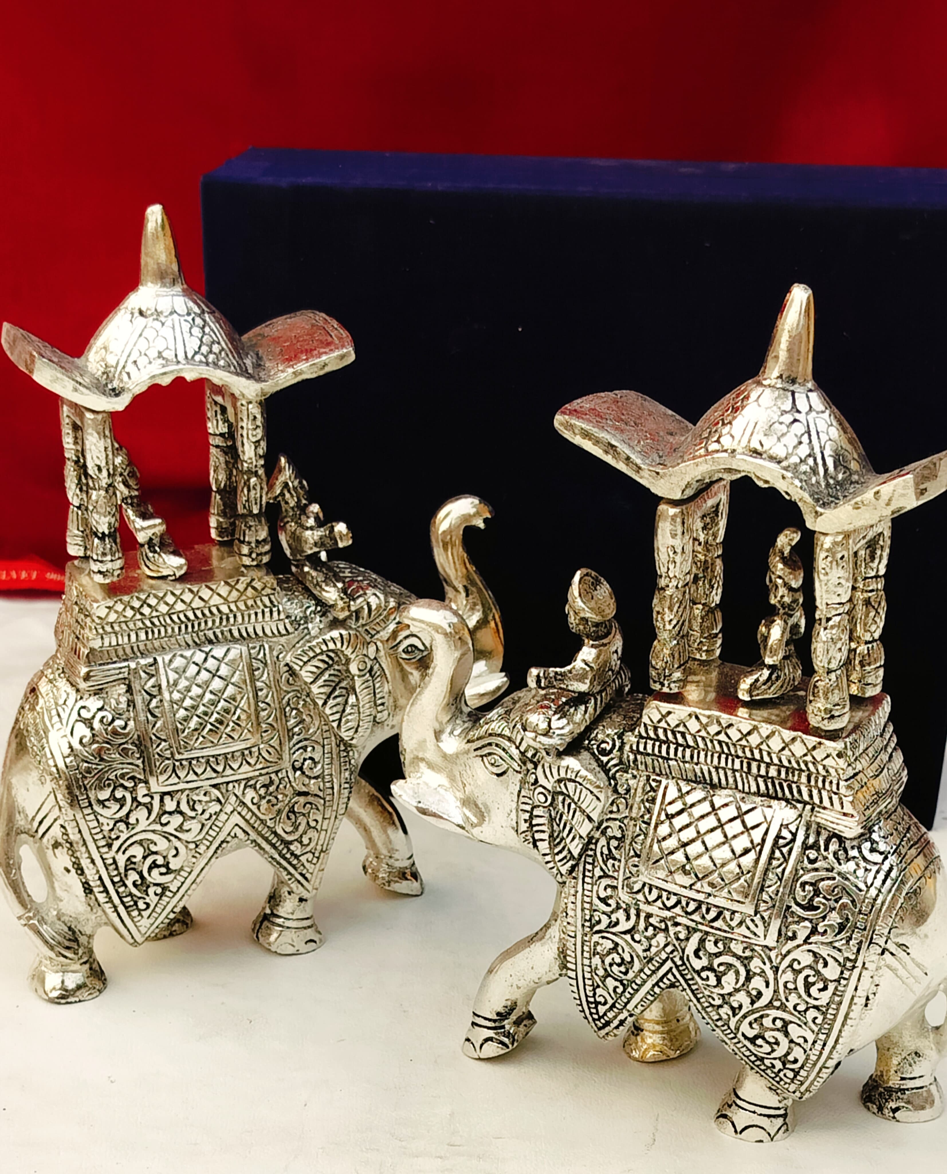 indiancraftbykanika Antique German Silver Maharaja HATHI, Set of 2 Elephants