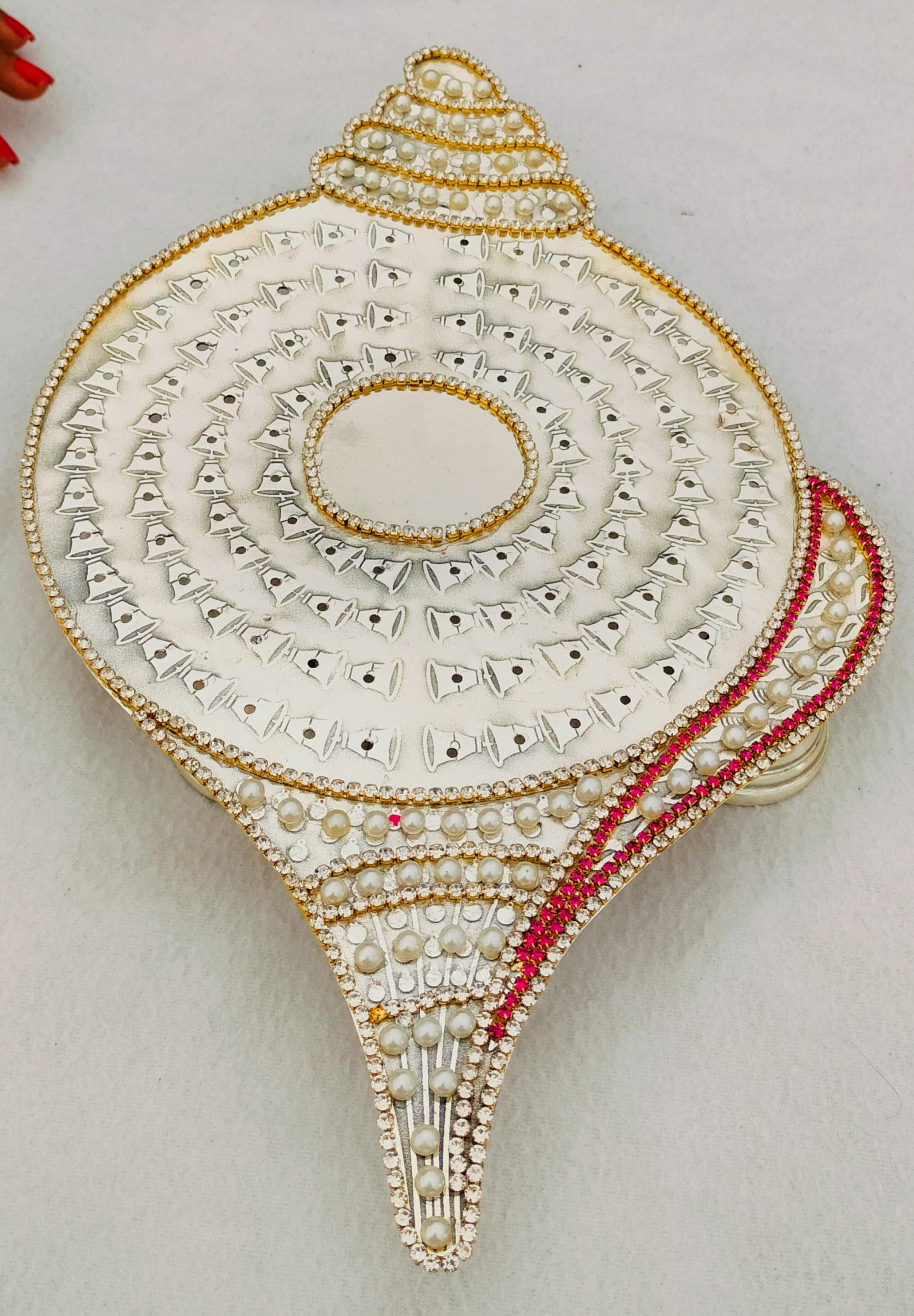 German silver shankh design Ashtotram stand for 108 flower