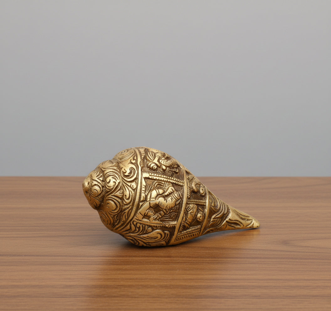 Brass ganesh carving Shank Showpiece, Attractive Brass Conch for Temple