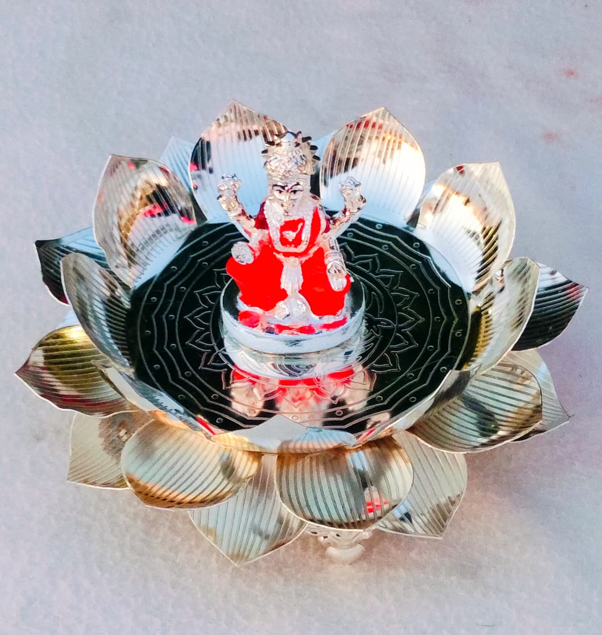 German Silver Lotus petal Singhasan/ stand  with laxmi idol