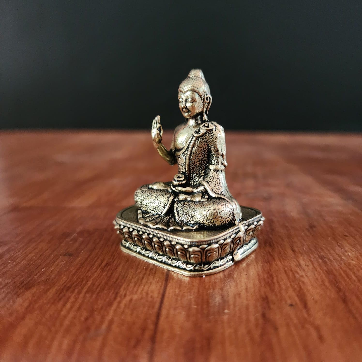 Brass Buddha Statue – Antique Finish Enlightenment Idol for Home, Office & Meditation Space