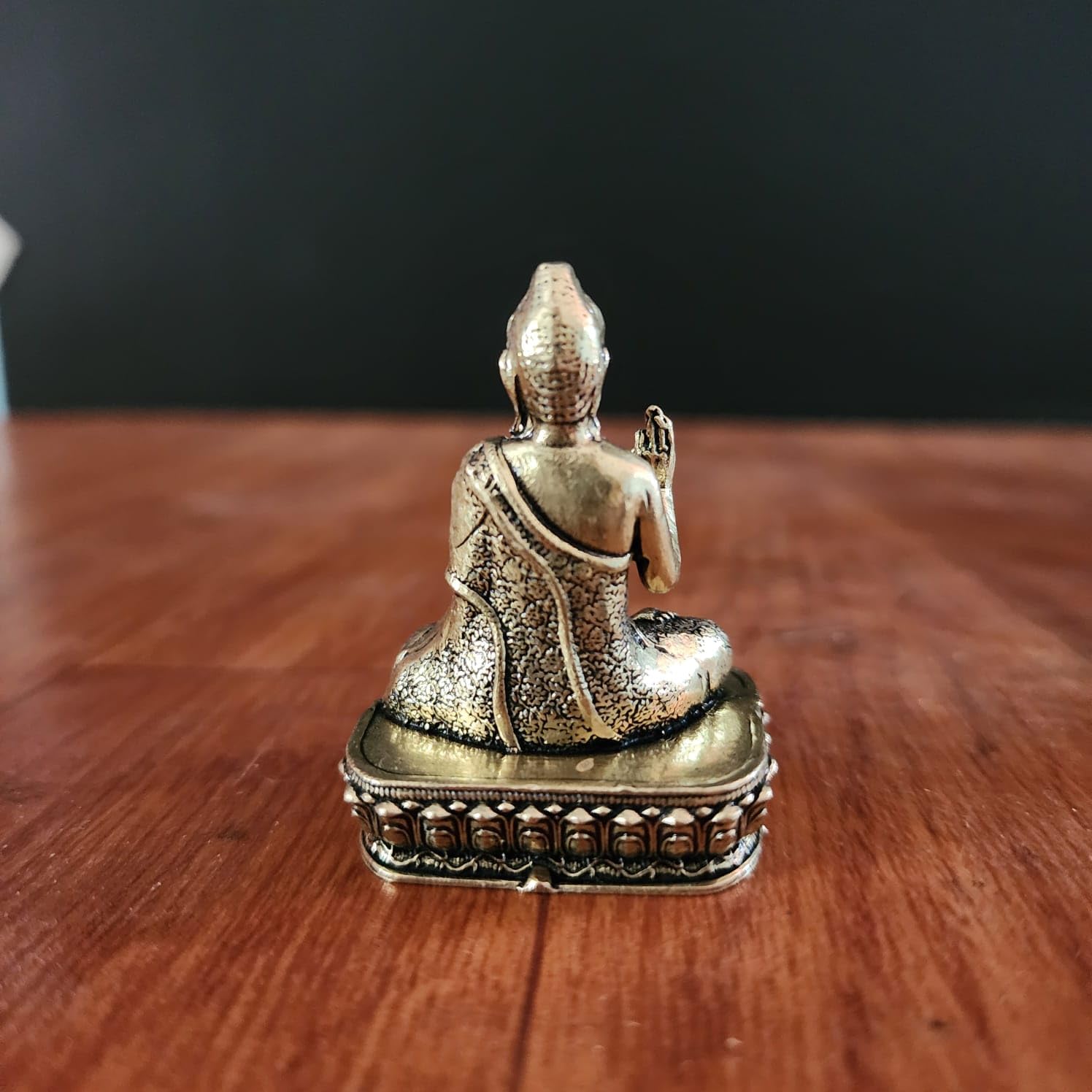Brass Buddha Statue – Antique Finish Enlightenment Idol for Home, Office & Meditation Space