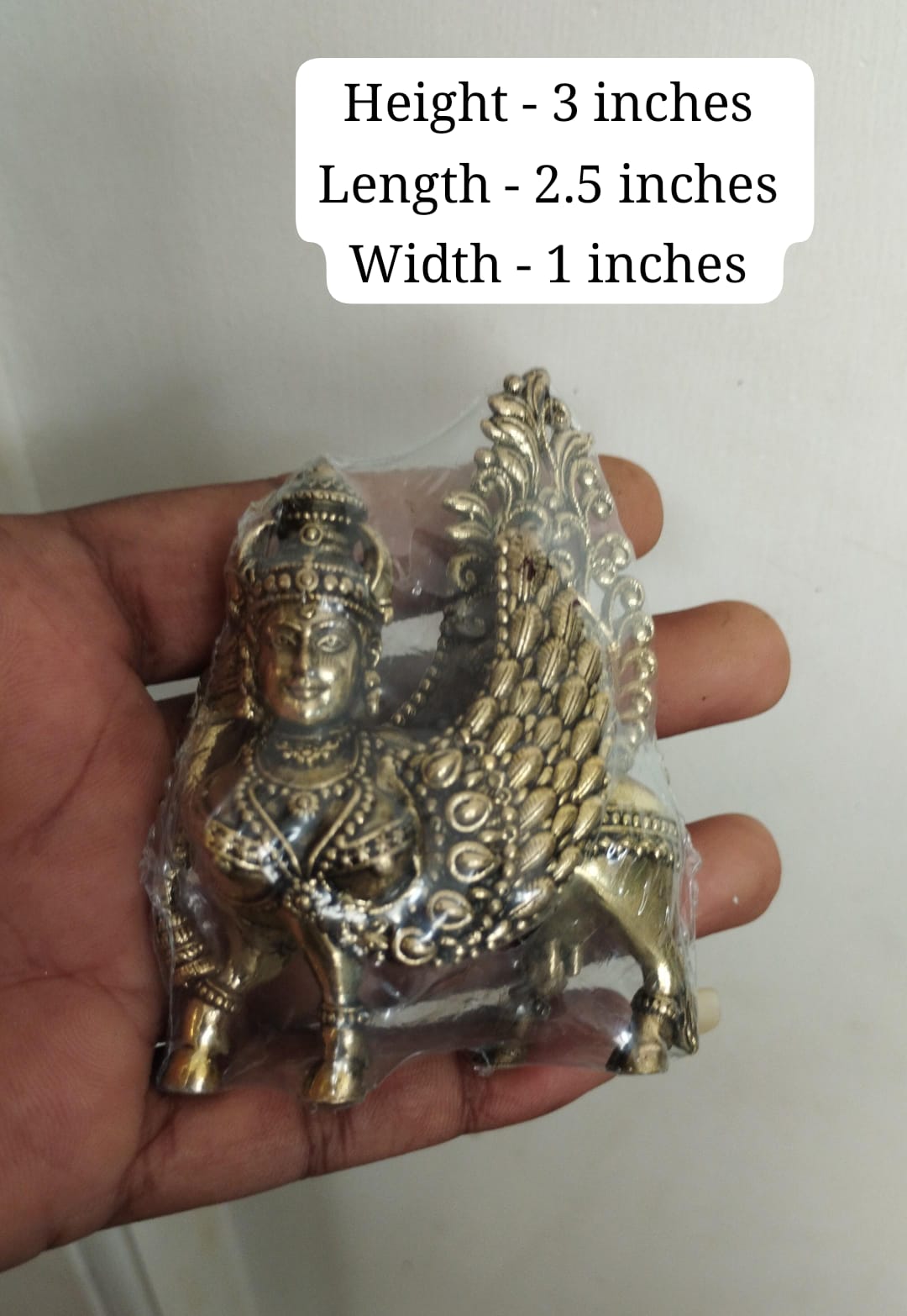 Miniature Brass Kamadhenu Statue – Symbol of Prosperity & Vastu Blessing