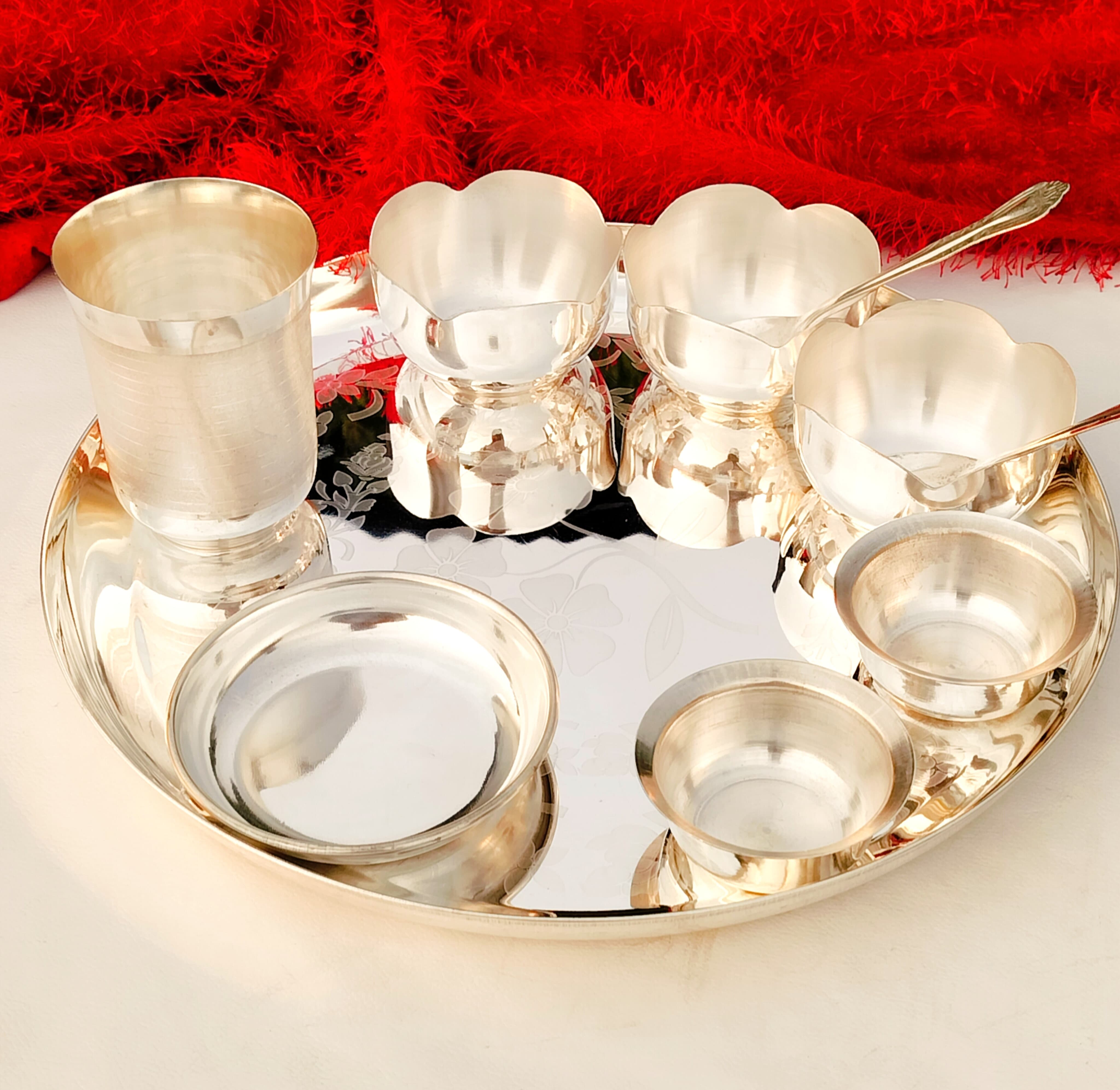 German Silver Big Size Flower Engraved Dinner Set/bhojan thali
