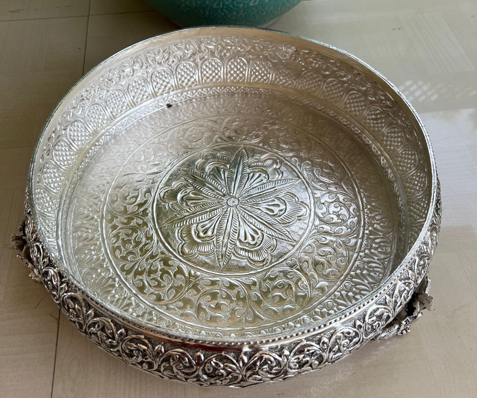 german silver Flying peacocks legs Urli