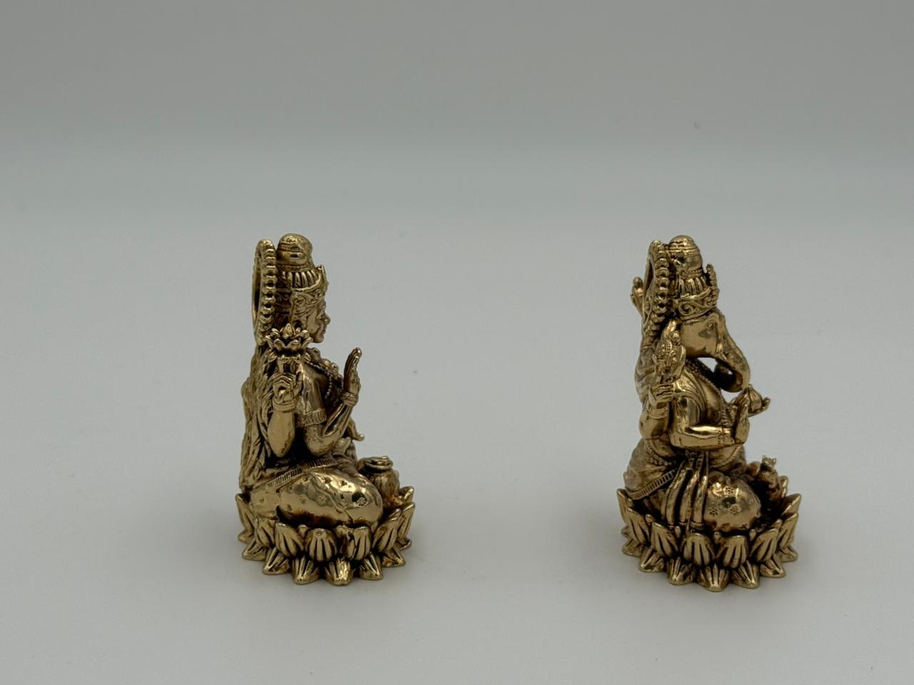 Brass Lakshmi Ganesh Idol on lotus – Divine Home Temple Décor, small size