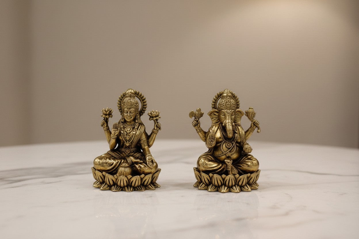 Brass Lakshmi Ganesh Idol on lotus – Divine Home Temple Décor, small size