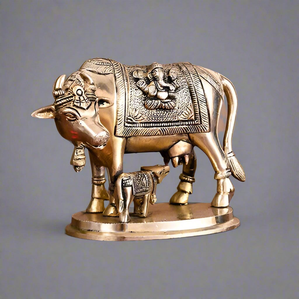 Brass Kamadhenu Cow & Calf Idol – Handcrafted Decor for Home Temple, Office & Auspicious Gifting