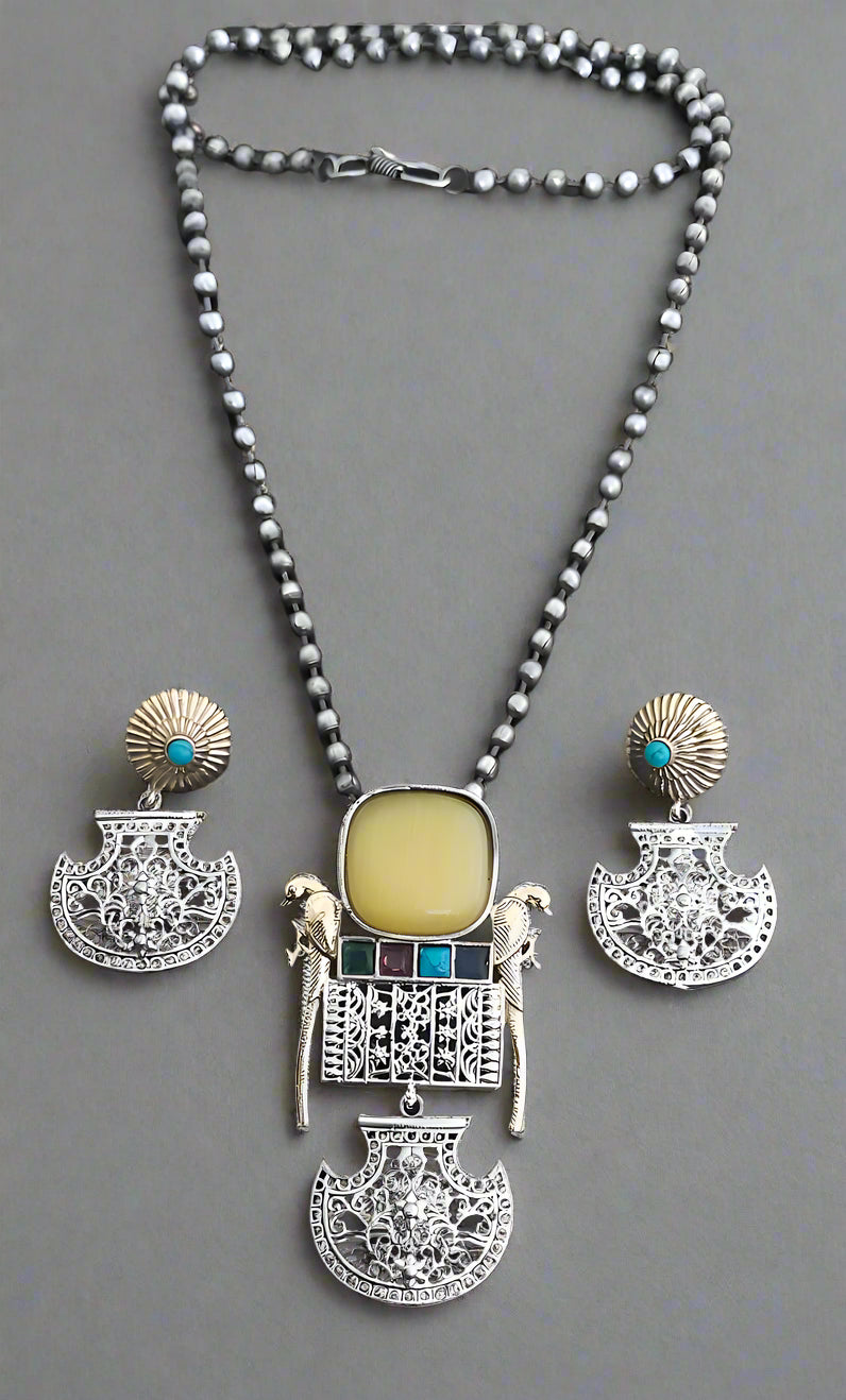 silver parrot design stone pendant necklace jewelry with matching earrings, color : yellow