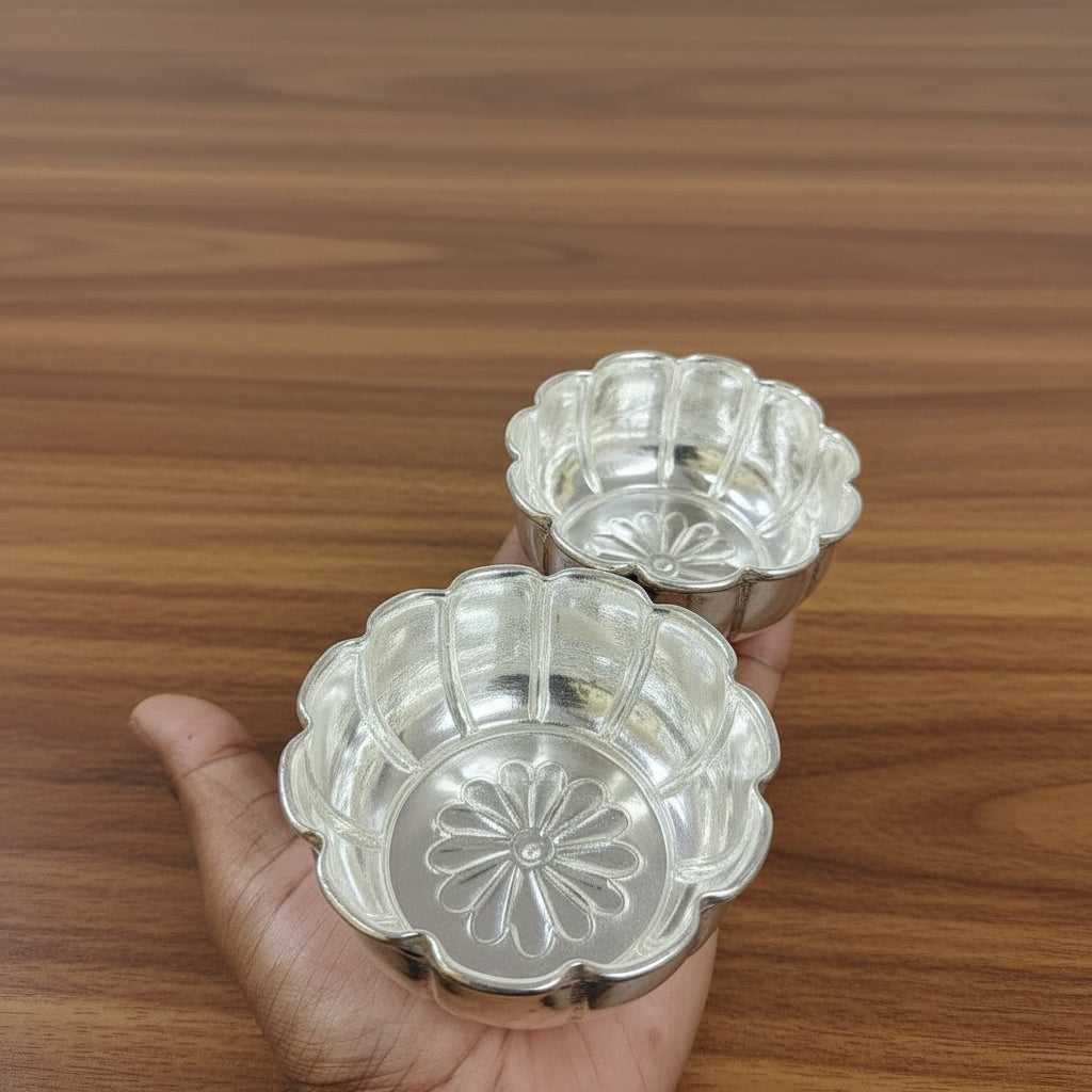 German Silver Flower Bowl Set of 4 with Stand – Matt Finish Ice Cream, Dessert & Prasadam Serveware for Elegant Home Décor