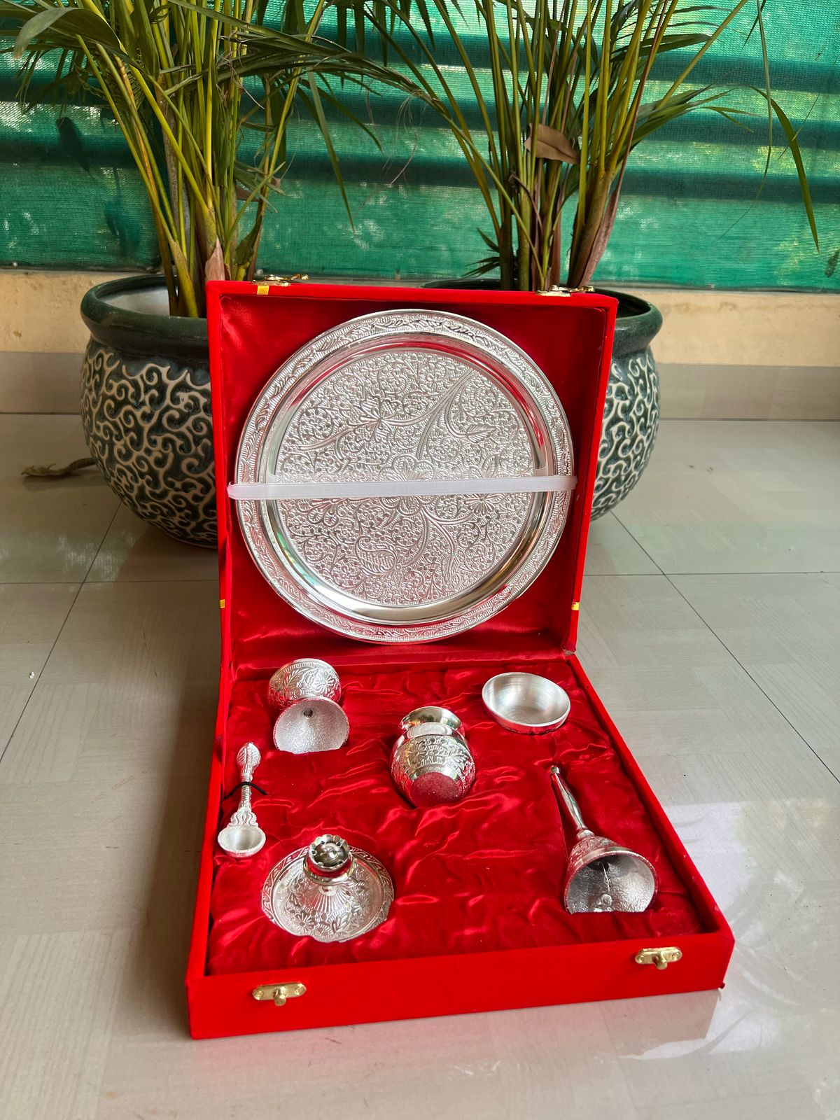german silver Silvery shiny pooja thali set in velvet gift box gift item for diwali/ housewarming