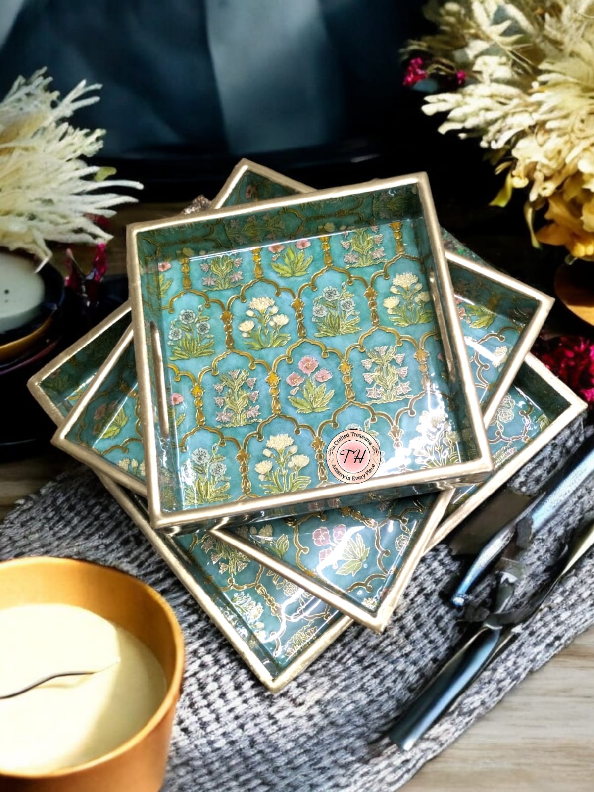 wooden square shape Gold foil print set of 3 trays for home/ office/ gift item, green