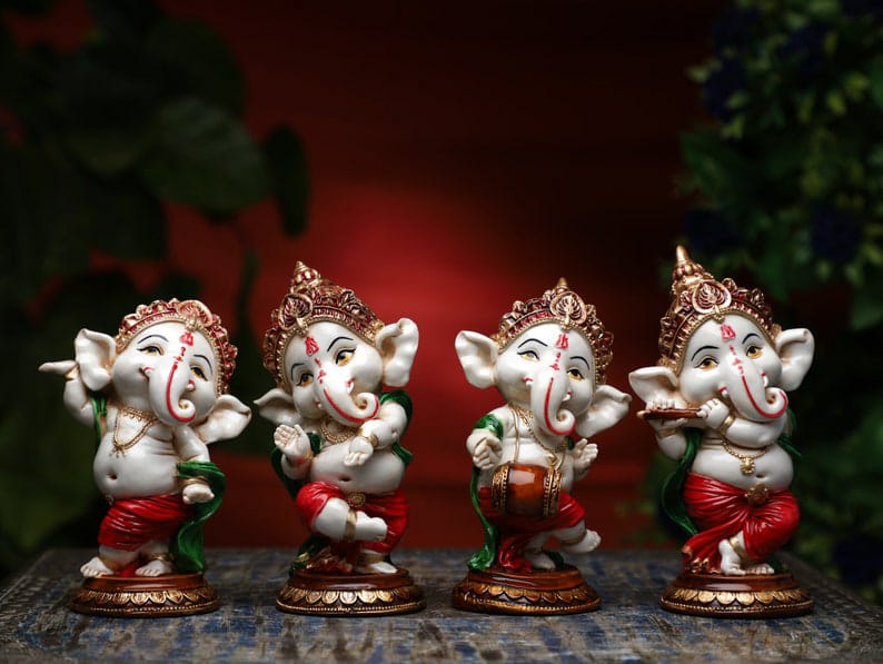 Resin Colorful Dancing Ganesh Set of 4 Home Decor/showpiece, Color : red and Green