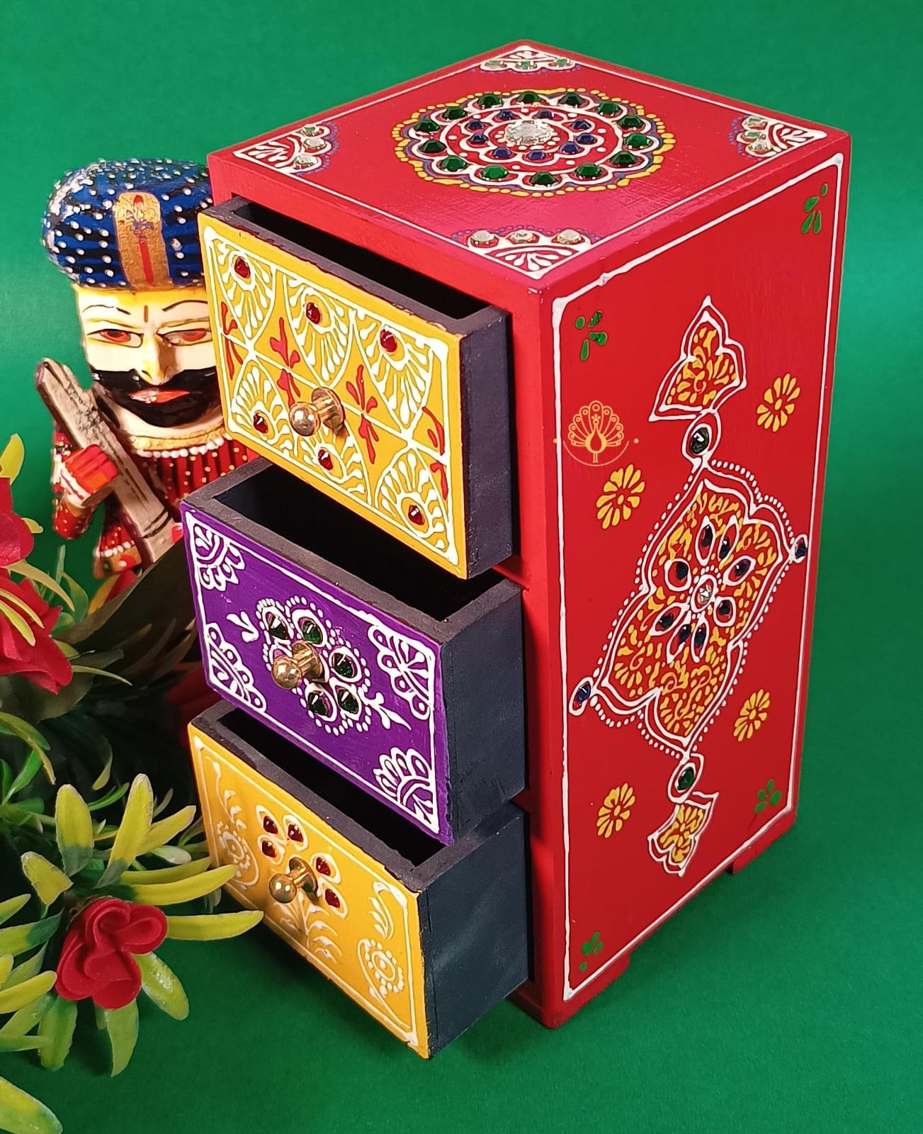 wooden jewelry box/box