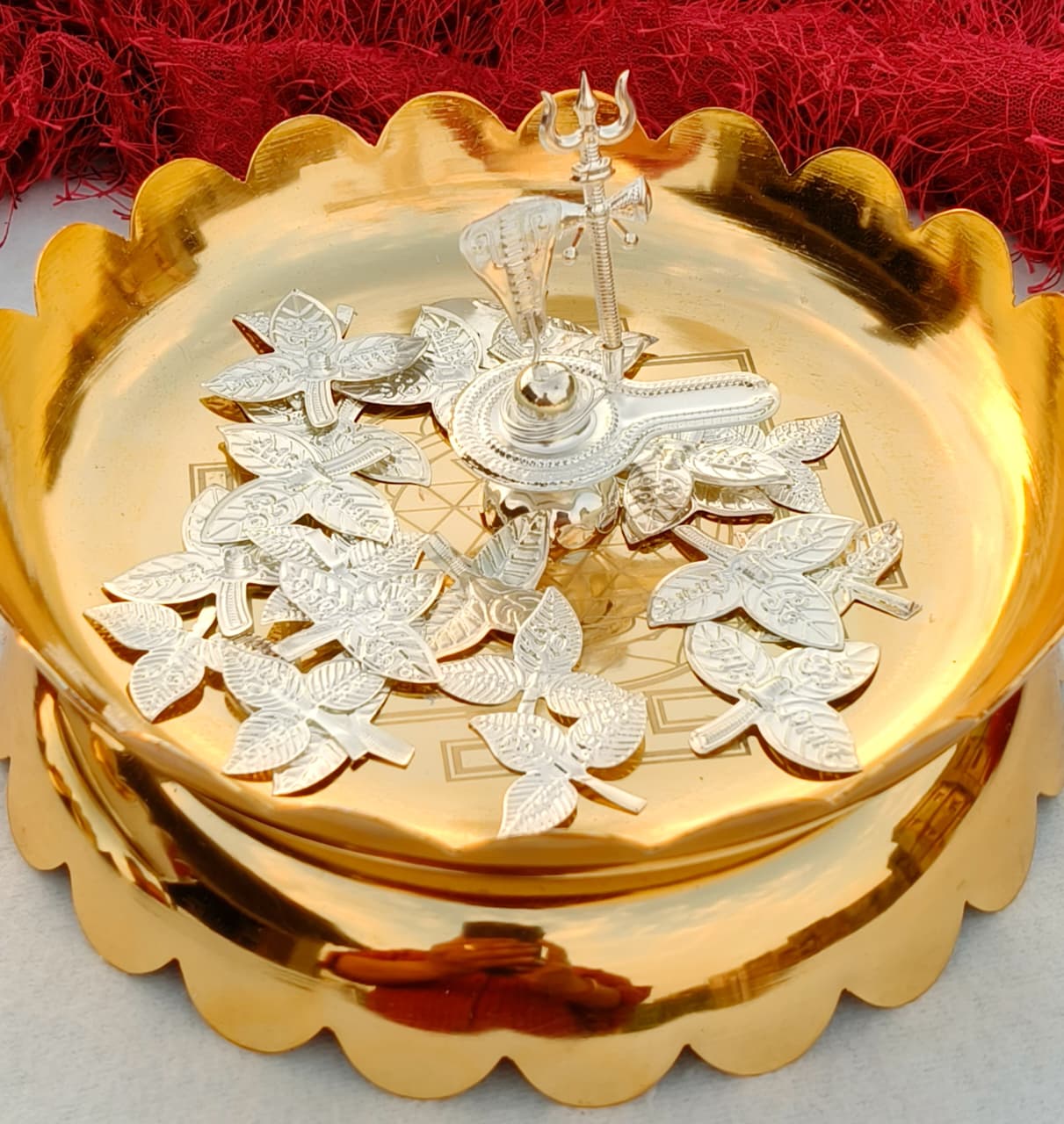 German Silver Shree Yantra Engraved Abhishekam Lotus Urli Taman stand  – Sacred Pooja & Festive Décor, gold