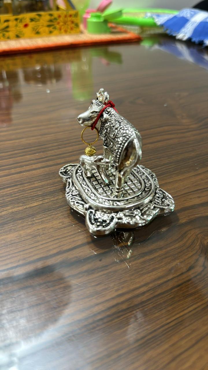 German Silver Cow and Calf Statue Idol Set of 2 Pieces for Housewarming