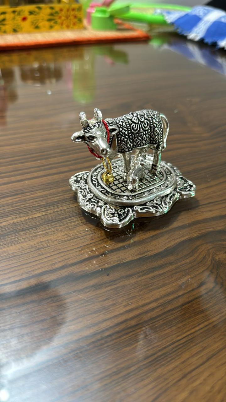 German Silver Cow and Calf Statue Idol Set of 2 Pieces for Housewarming