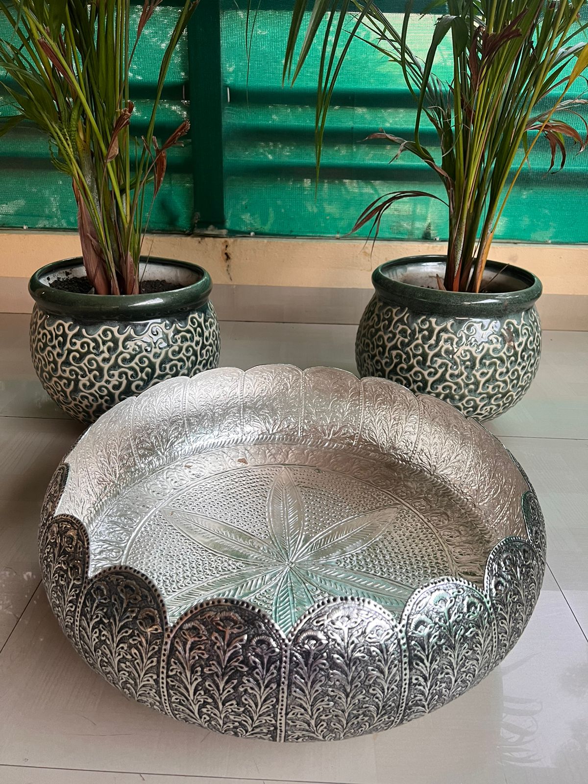 German silver fully carved flower design big size urli bowl for home décor/ gift item