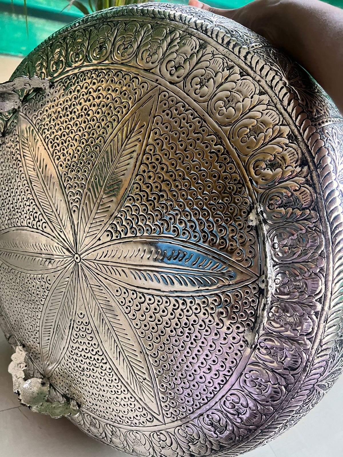 German silver fully carved flower design big size urli bowl for home décor/ gift item