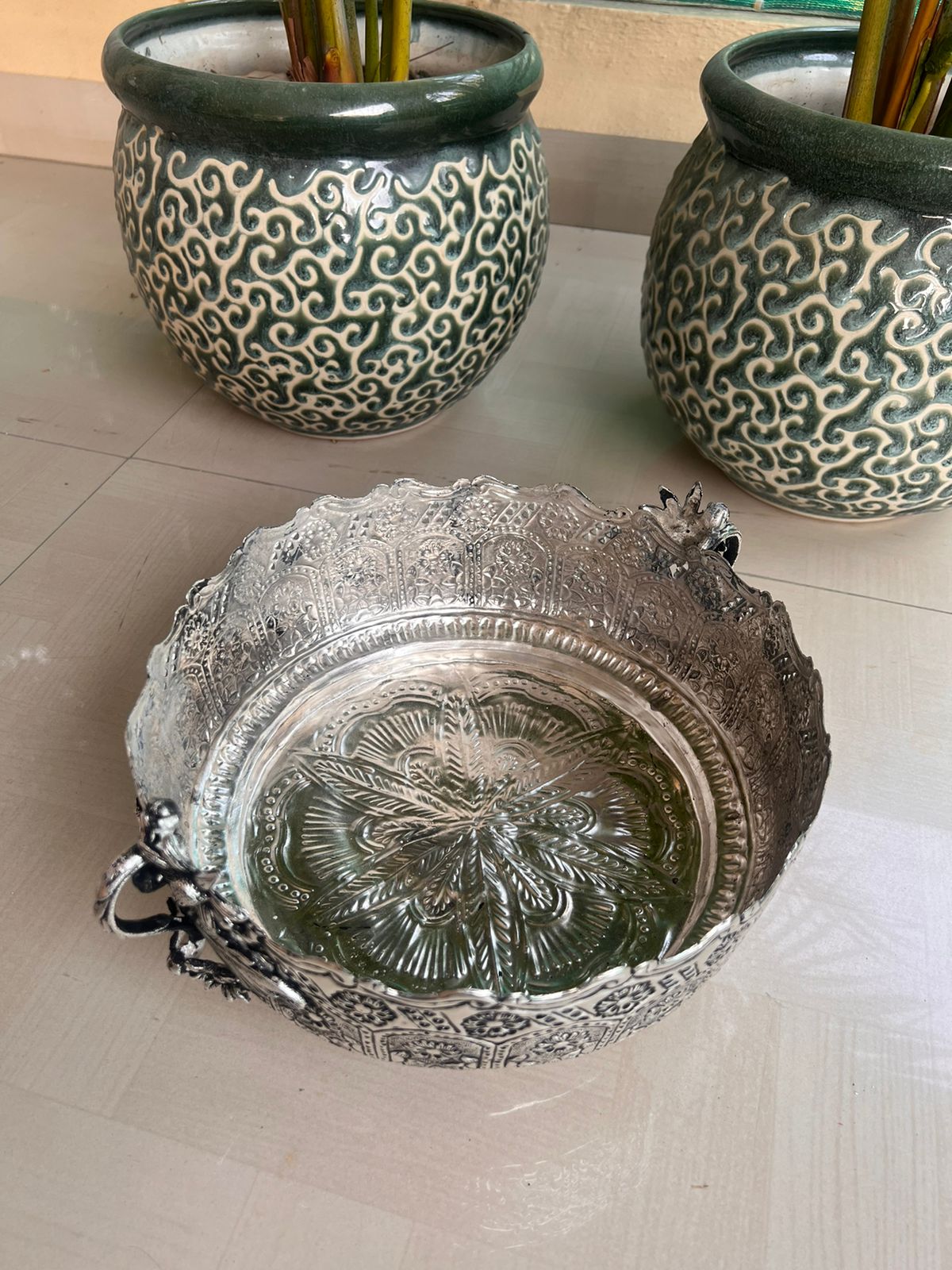 German silver fully carved flower urli bowl for home décor/ fruits/ gift item