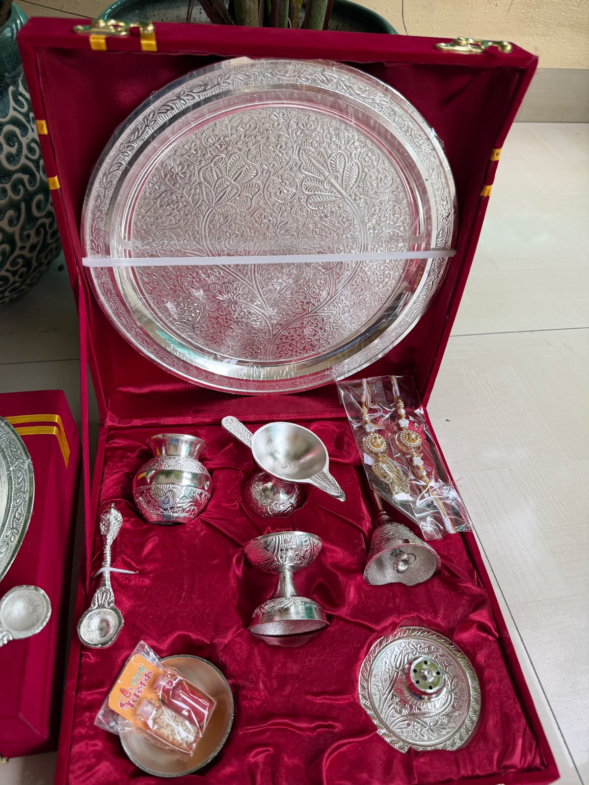 German Silver Pooja Thali Set – 10 Items in Velvet Gift Box for Raksha Bandhan