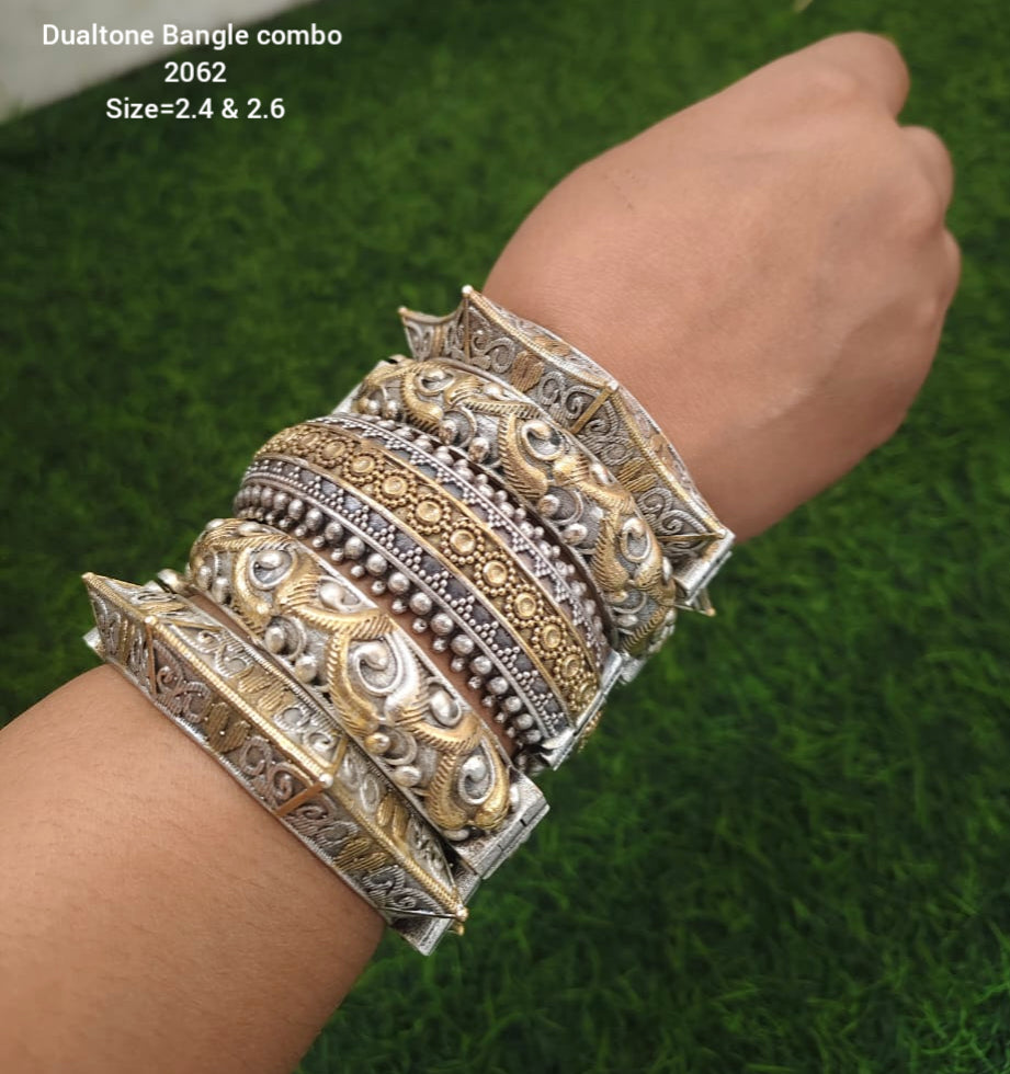 oxidized dual tone bangle set of 5 pieces looks good on any women