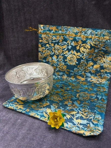 german silver set of 10 give away bowls with lotus flower and net bag give away item