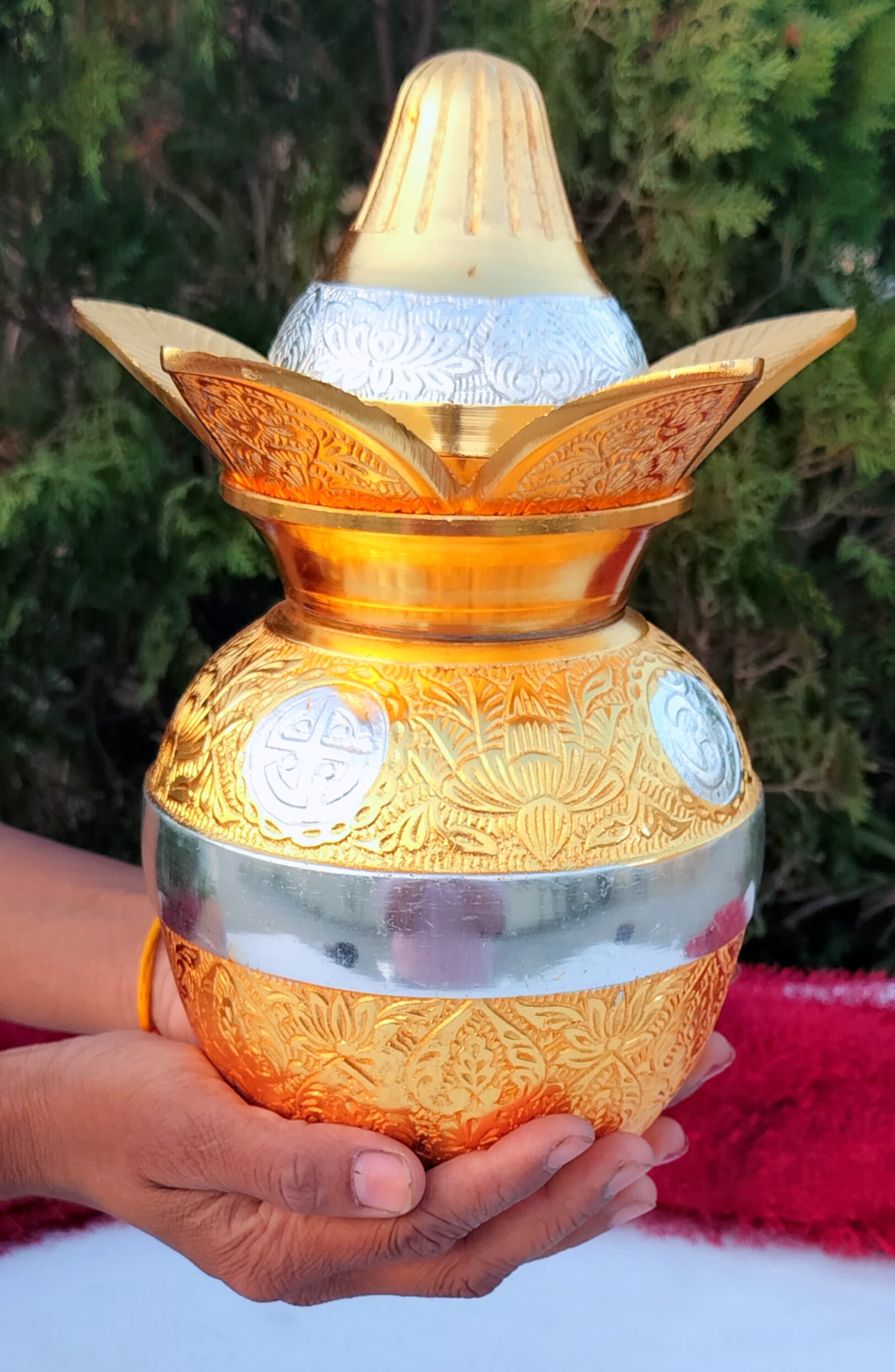 german silver golden mangal kalash for housewarming pooja/ diwali