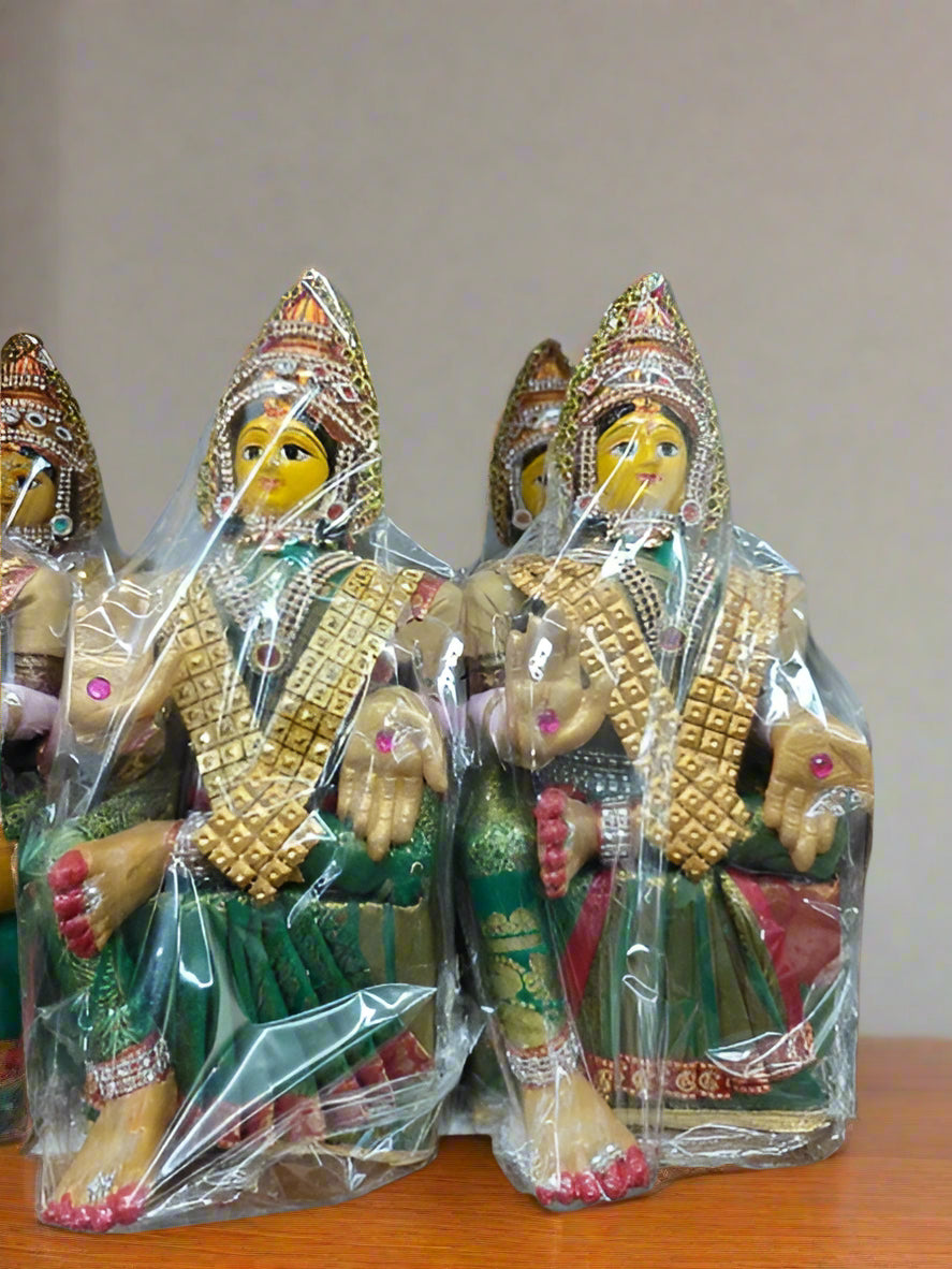 lakshmi doll with face and jewelry for vara lakshmi pooja set