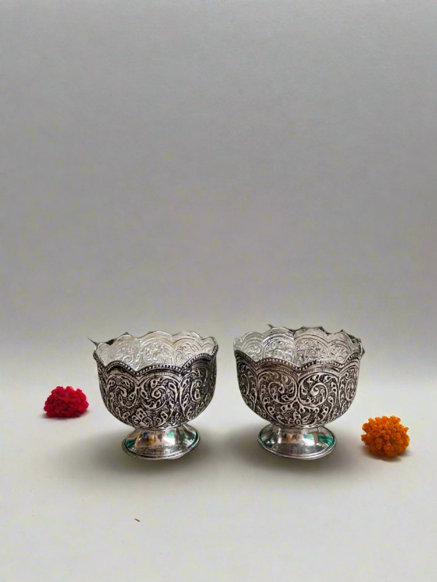 german silver set of 2 bowls with stand for fruits/ snacks/ gift item/ sweets