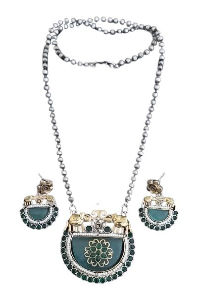 indiancraftsbykanika elephant deisgn necklace with matching earrings for women