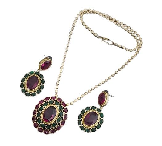 indiancraftsbykanika multicolor pendant necklace set with matching earrings for women goes with any attire