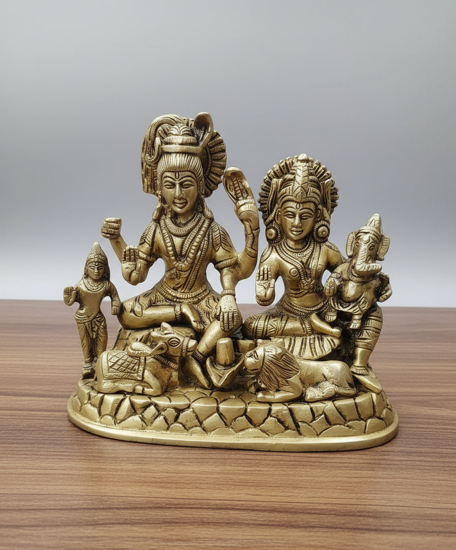 Brass Shiv parivar/Shiv ji Family Statue/Idol Shiv, Parvati, Ganesha showpiece for Home décor/Temple/Gift Item