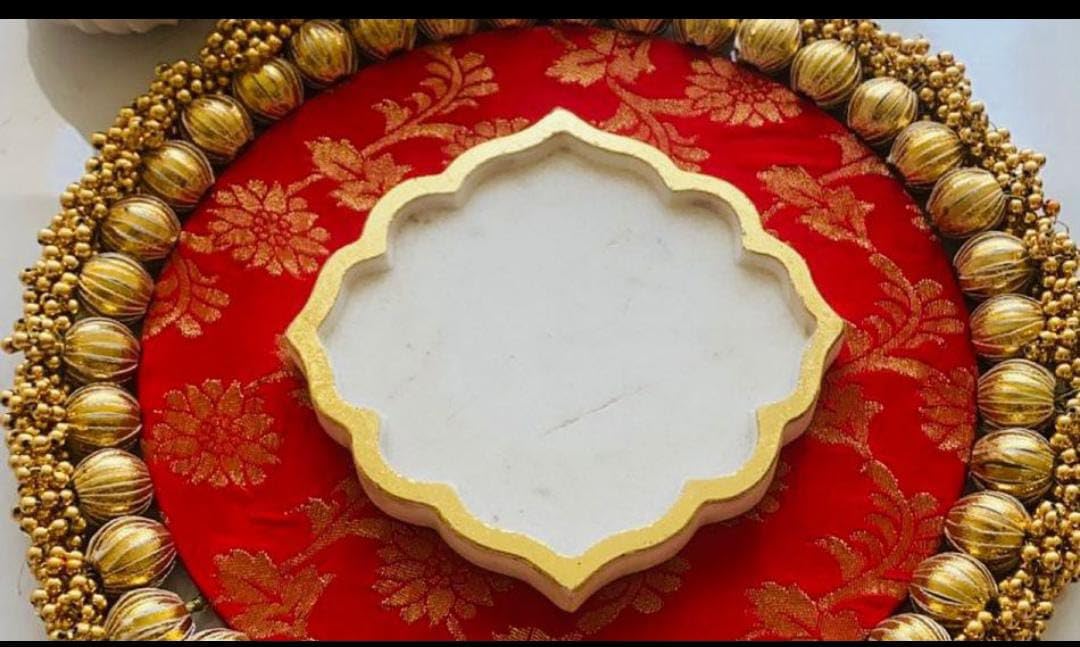 White with Golden Color Snacks Platter, Sweet Platter, Serving Tray, Set of 2 Pieces, Size : 9" Home décor