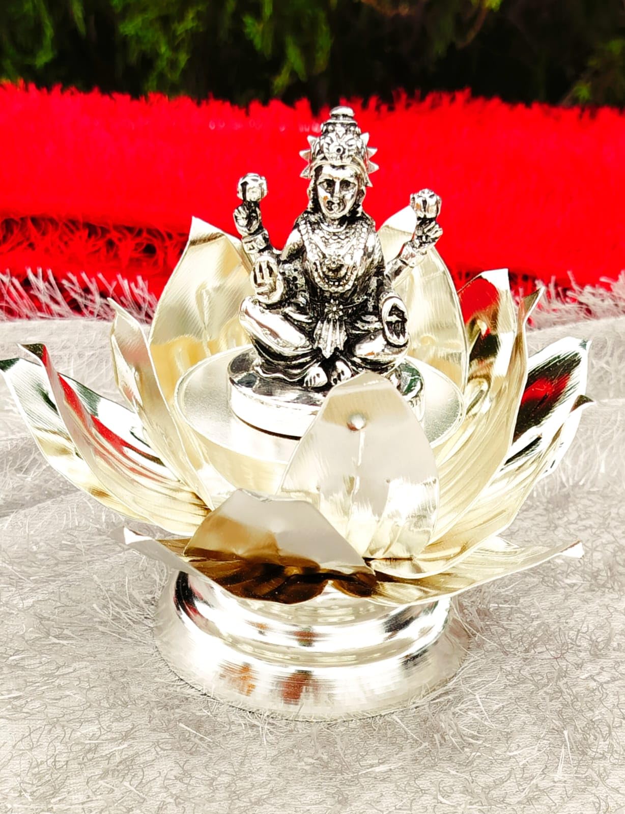 German Silver Lotus sing Hasan for Goddess Lakshmi Statue