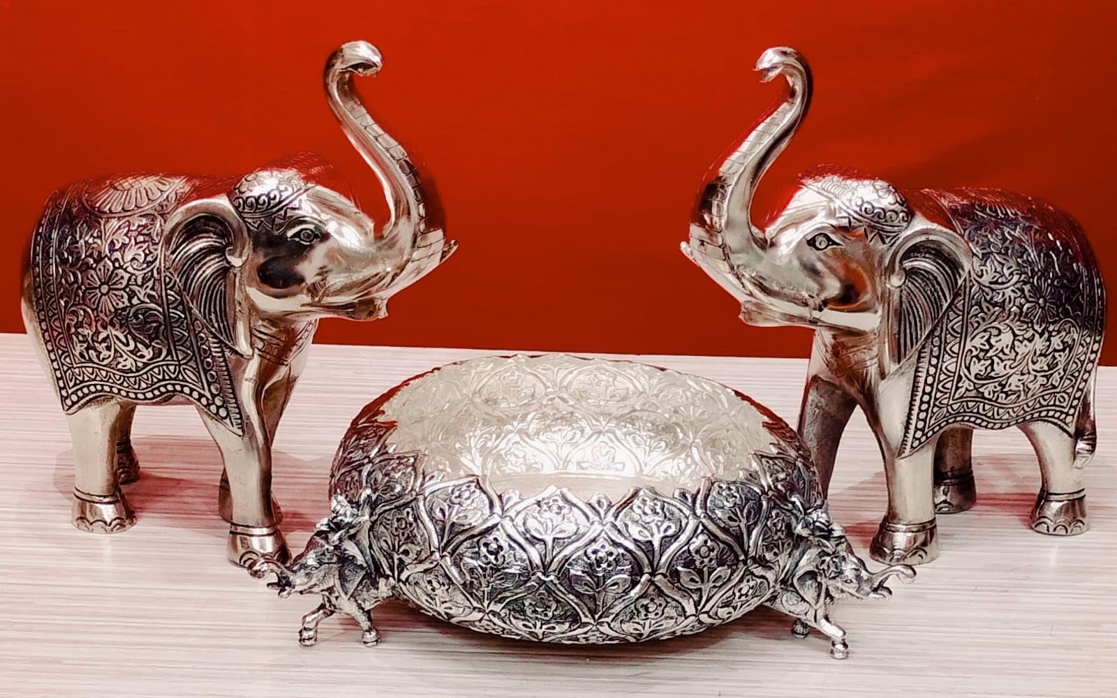 German Silver Elephant with urli Combo showpiece/Gift Item/Home Decor